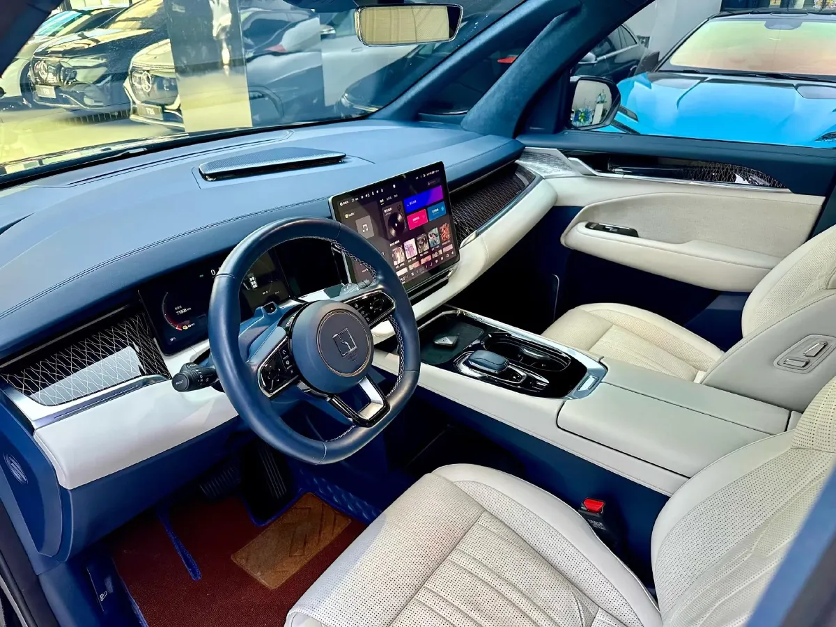 2022 Zeekr 009 BEV 116KWH,autocango,china used car exporter,china ev exporter,chinese used car exporter,chinese used ev exporter