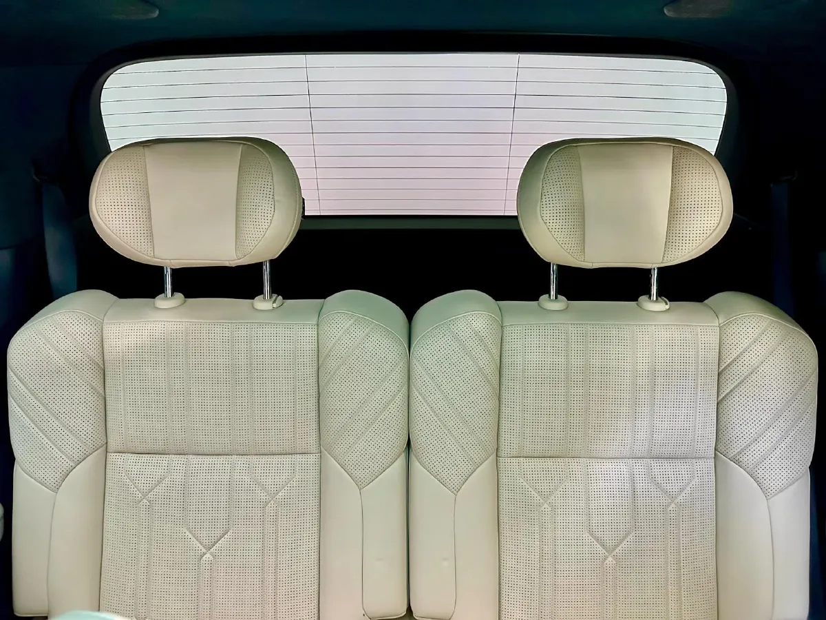 2022 Zeekr 009 BEV 116KWH,autocango,china used car exporter,china ev exporter,chinese used car exporter,chinese used ev exporter