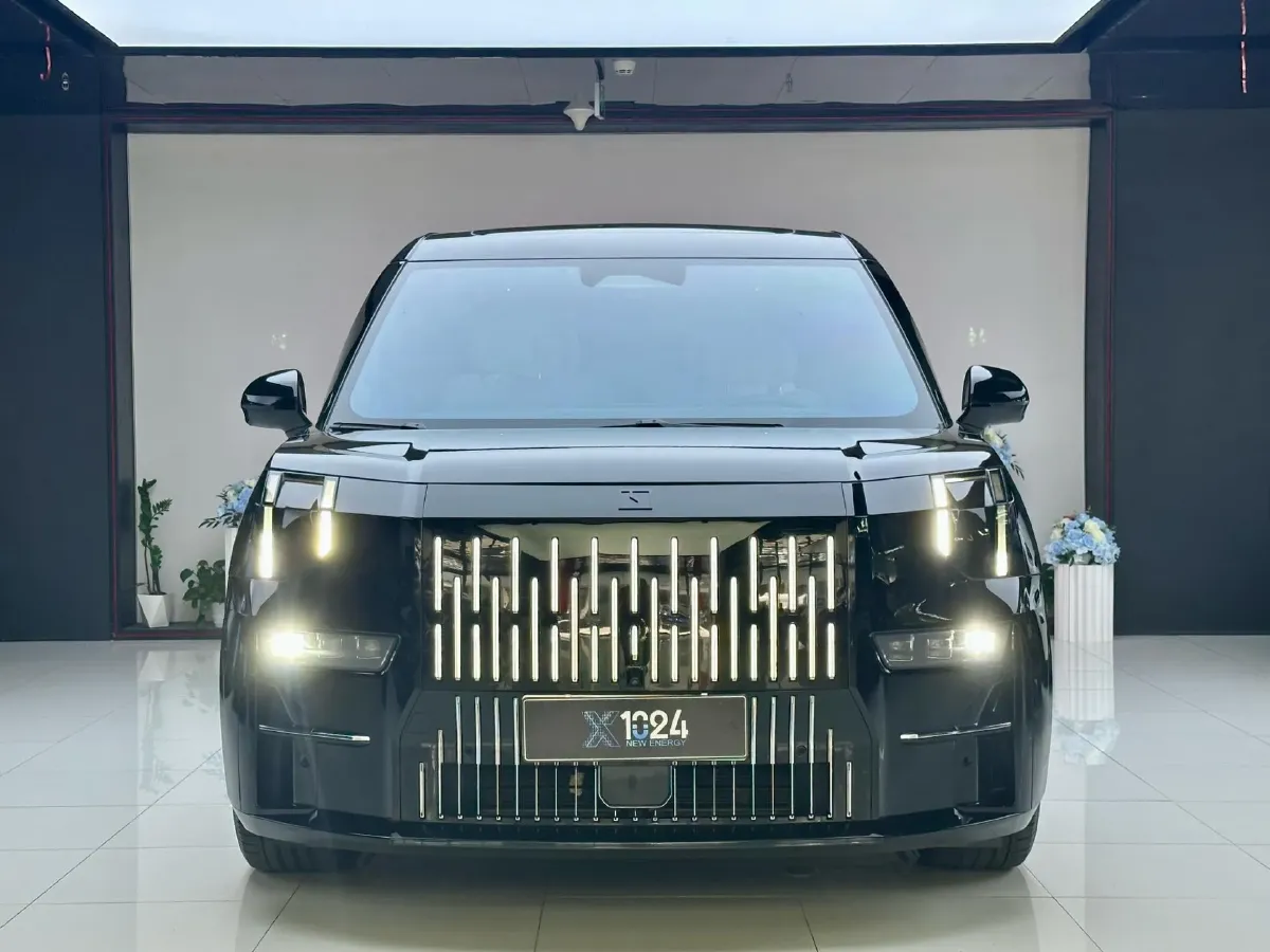 2022 Zeekr 009 BEV 116KWH,autocango,china used car exporter,china ev exporter,chinese used car exporter,chinese used ev exporter