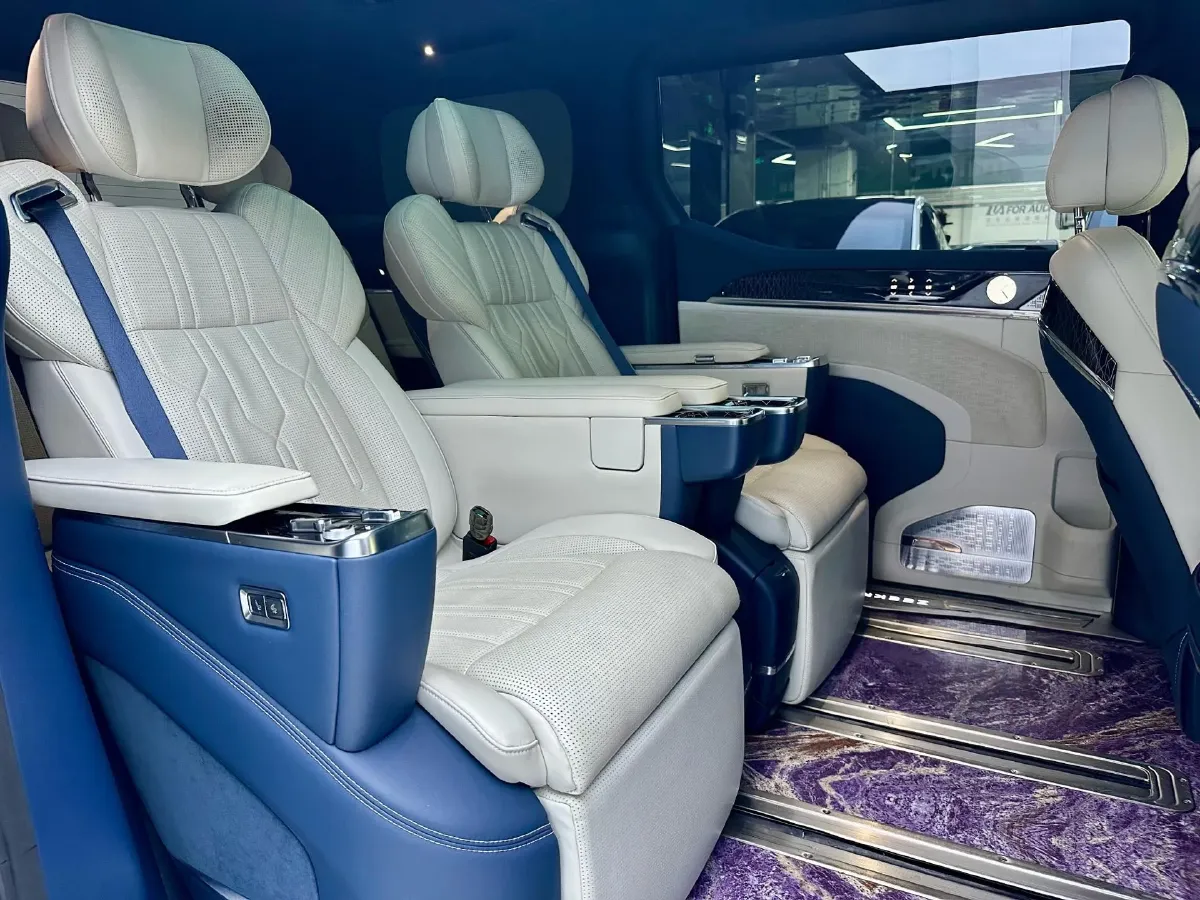 2022 Zeekr 009 BEV 116KWH,autocango,china used car exporter,china ev exporter,chinese used car exporter,chinese used ev exporter