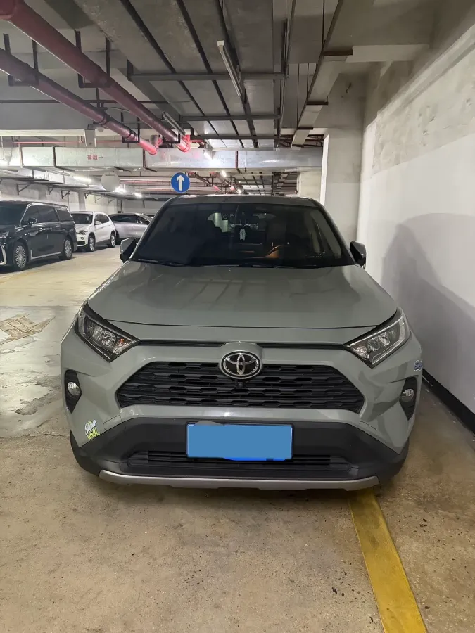 2020 Toyota RAV4 2.0L 171HP L4 CVT,autocango,china used car exporter,china ev exporter,chinese used car exporter,chinese used ev exporter