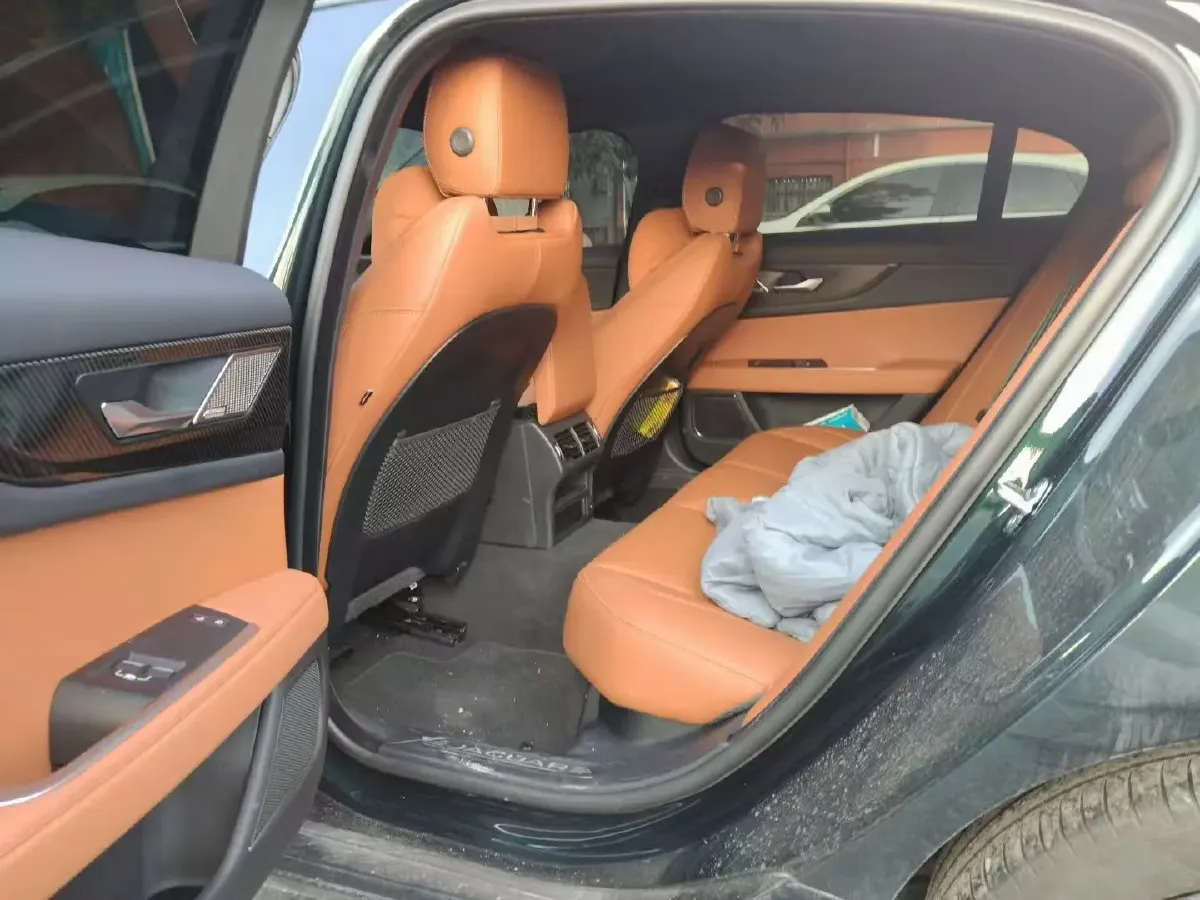 2024 Jaguar XEL 2.0T 250HP L4 8AT,autocango,china used car exporter,china ev exporter,chinese used car exporter,chinese used ev exporter