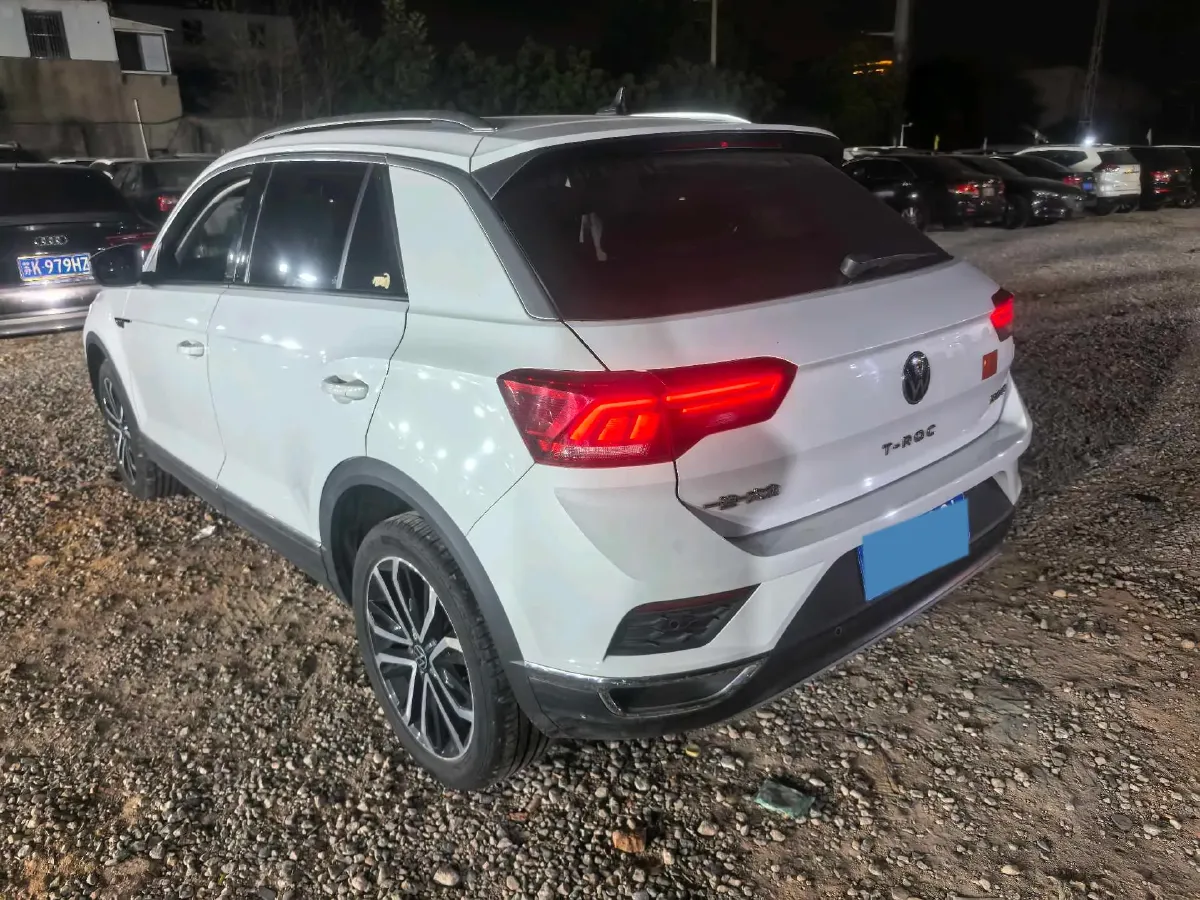 2021 Volkswagen T-Roc 1.4T 150HP L4 7DCT,autocango,china used car exporter,china ev exporter,chinese used car exporter,chinese used ev exporter