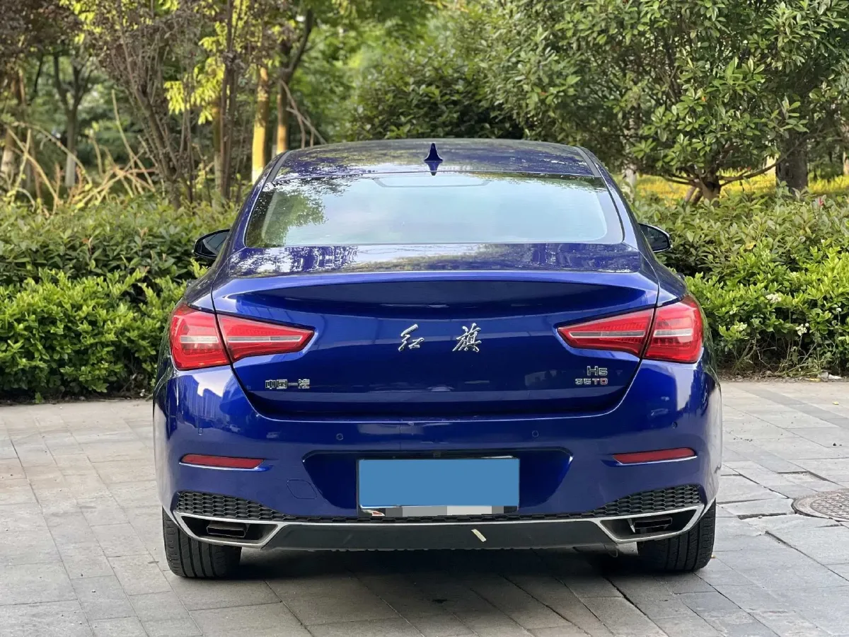 2020 HongQi H5 1.8T 197HP L4 6AT,autocango,china used car exporter,china ev exporter,chinese used car exporter,chinese used ev exporter