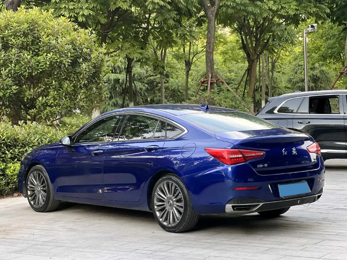 2020 HongQi H5 1.8T 197HP L4 6AT,autocango,china used car exporter,china ev exporter,chinese used car exporter,chinese used ev exporter