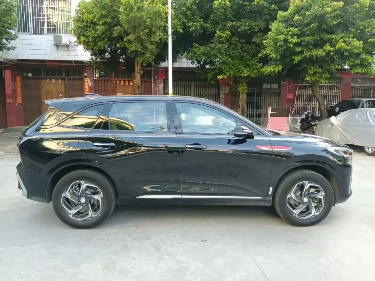 2024 HongQi HS3 1.5T 169HP L4 7DCT,autocango,china used car exporter,china ev exporter,chinese used car exporter,chinese used ev exporter