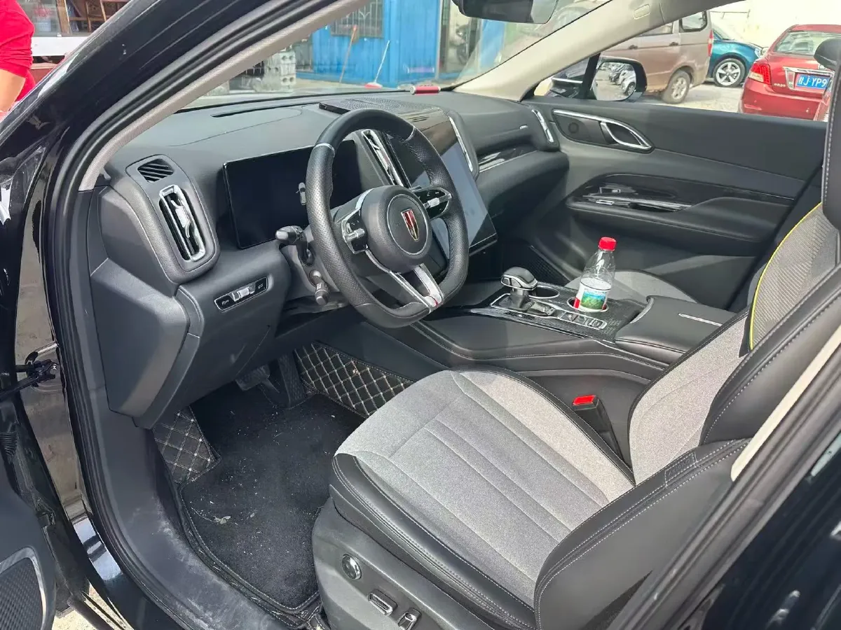 2024 HongQi HS3 1.5T 169HP L4 7DCT,autocango,china used car exporter,china ev exporter,chinese used car exporter,chinese used ev exporter