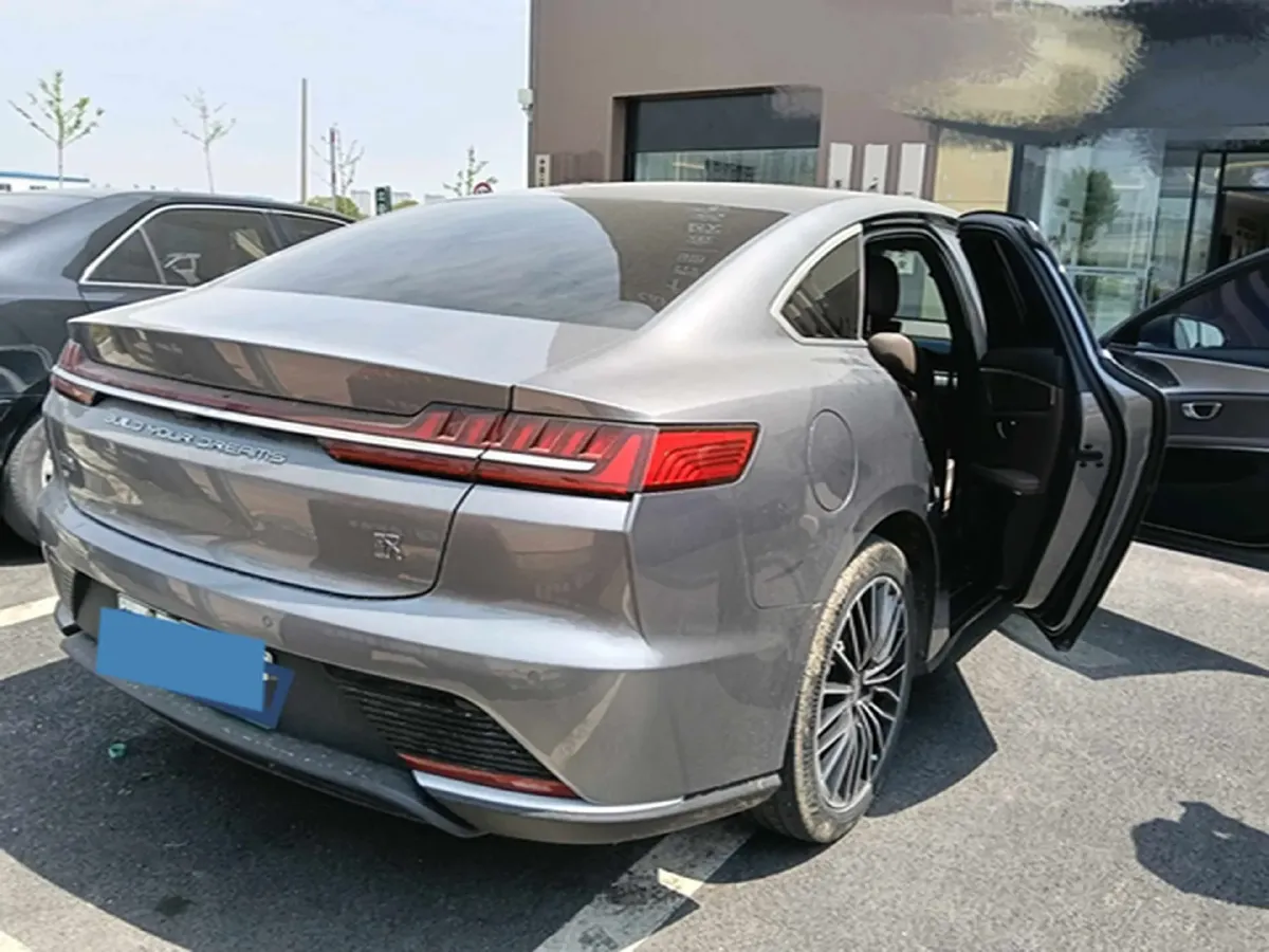 2021 BYD Han BEV 64.8KWH,autocango,china used car exporter,china ev exporter,chinese used car exporter,chinese used ev exporter