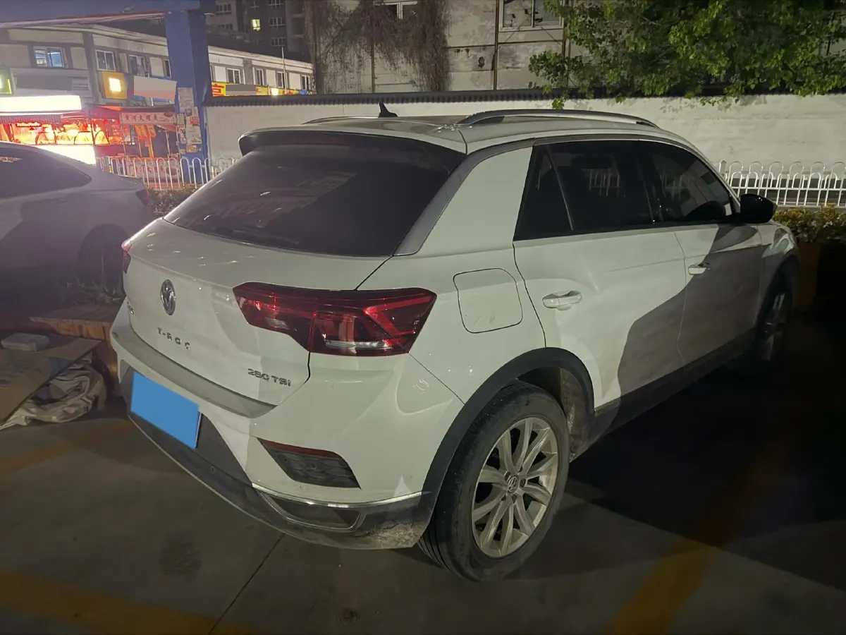 2020 Volkswagen T-Roc 1.4T 150HP L4 7DCT,autocango,china used car exporter,china ev exporter,chinese used car exporter,chinese used ev exporter