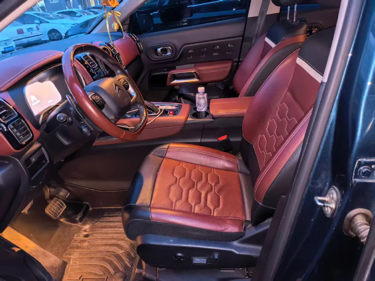 2019 Citroen C5 Aircross 1.8T 211HP L4 8AT,autocango,china used car exporter,china ev exporter,chinese used car exporter,chinese used ev exporter