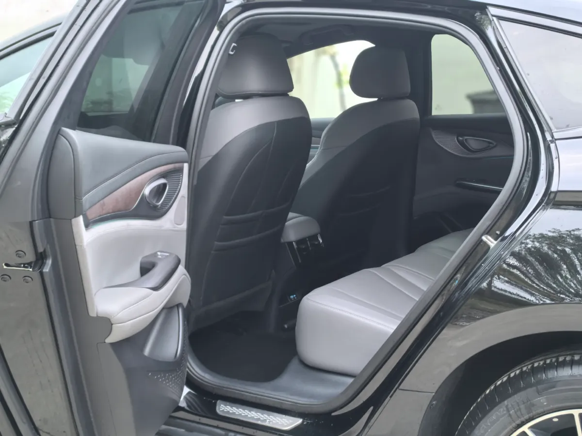 2023 BYD Seal 1.5L 110HP L4 E-CVT PHEV 17.6KWH,autocango,china used car exporter,china ev exporter,chinese used car exporter,chinese used ev exporter