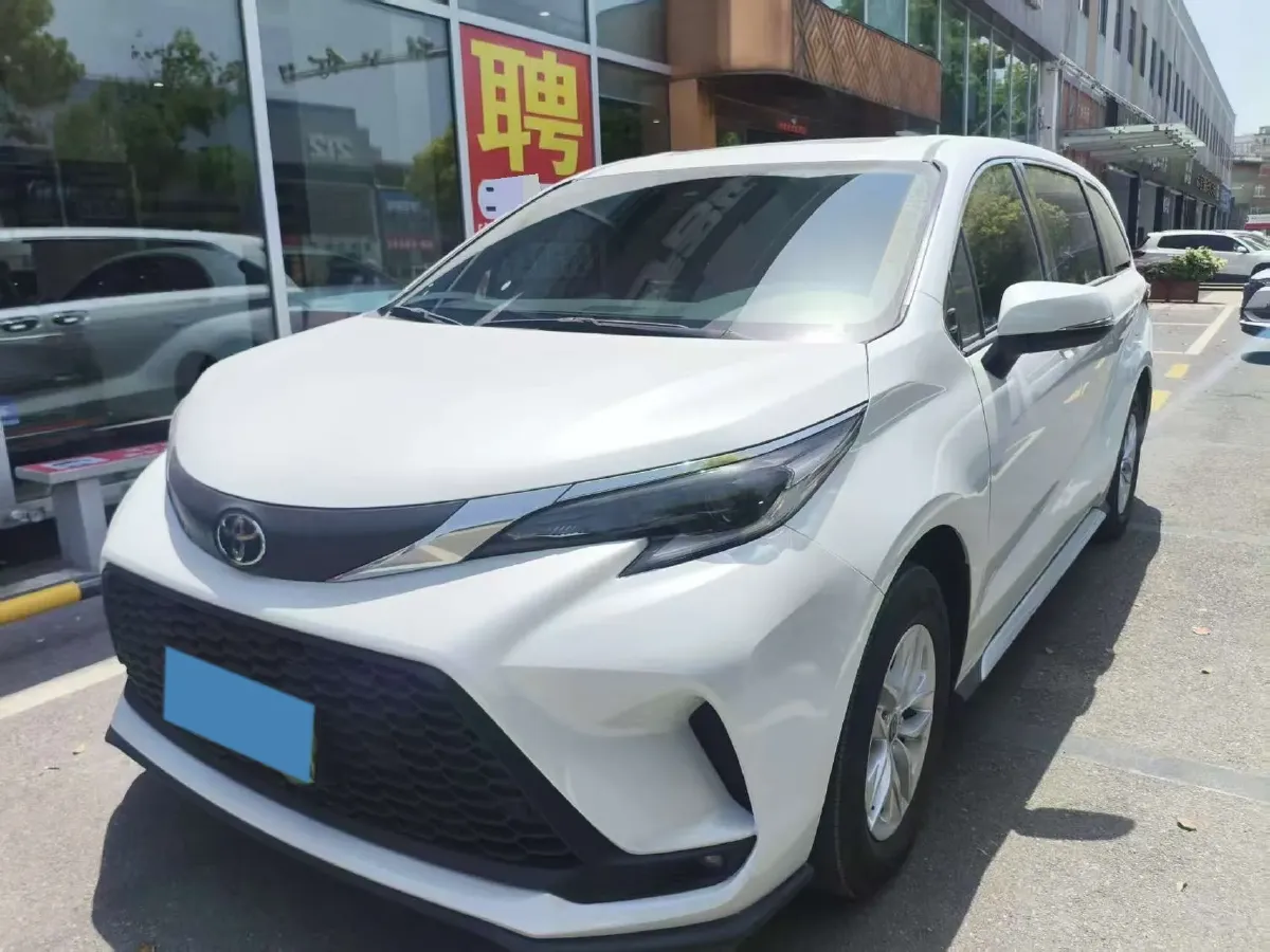 2024 Toyota Granvia 2.5L 189HP L4 E-CVT Hybrid,autocango,china used car exporter,china ev exporter,chinese used car exporter,chinese used ev exporter