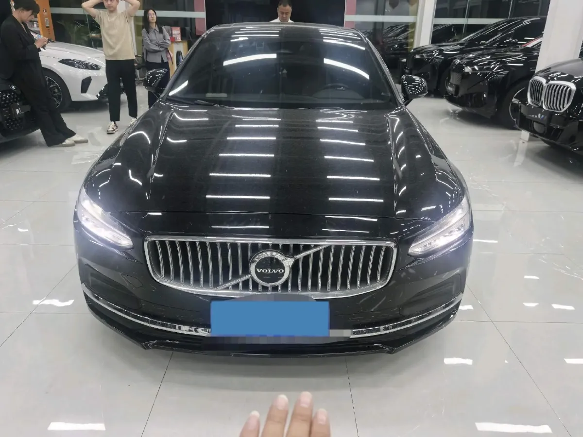 2024 Volvo S90 2.0T 250HP L4 8AT,autocango,china used car exporter,china ev exporter,chinese used car exporter,chinese used ev exporter