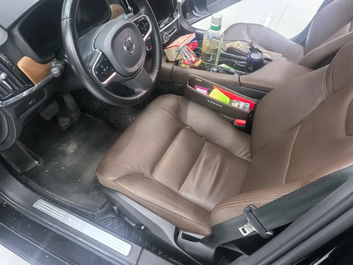 2024 Volvo S90 2.0T 250HP L4 8AT,autocango,china used car exporter,china ev exporter,chinese used car exporter,chinese used ev exporter
