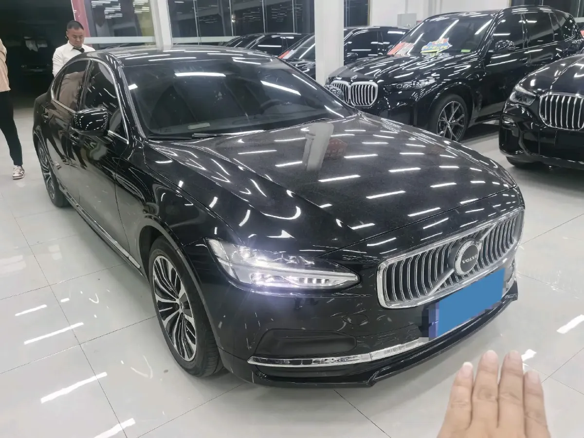 2024 Volvo S90 2.0T 250HP L4 8AT,autocango,china used car exporter,china ev exporter,chinese used car exporter,chinese used ev exporter