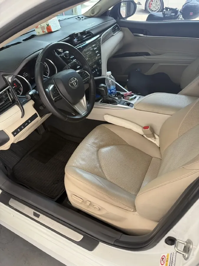 2018 Toyota Camry 2.5L 178HP L4 E-CVT Hybrid,autocango,china used car exporter,china ev exporter,chinese used car exporter,chinese used ev exporter