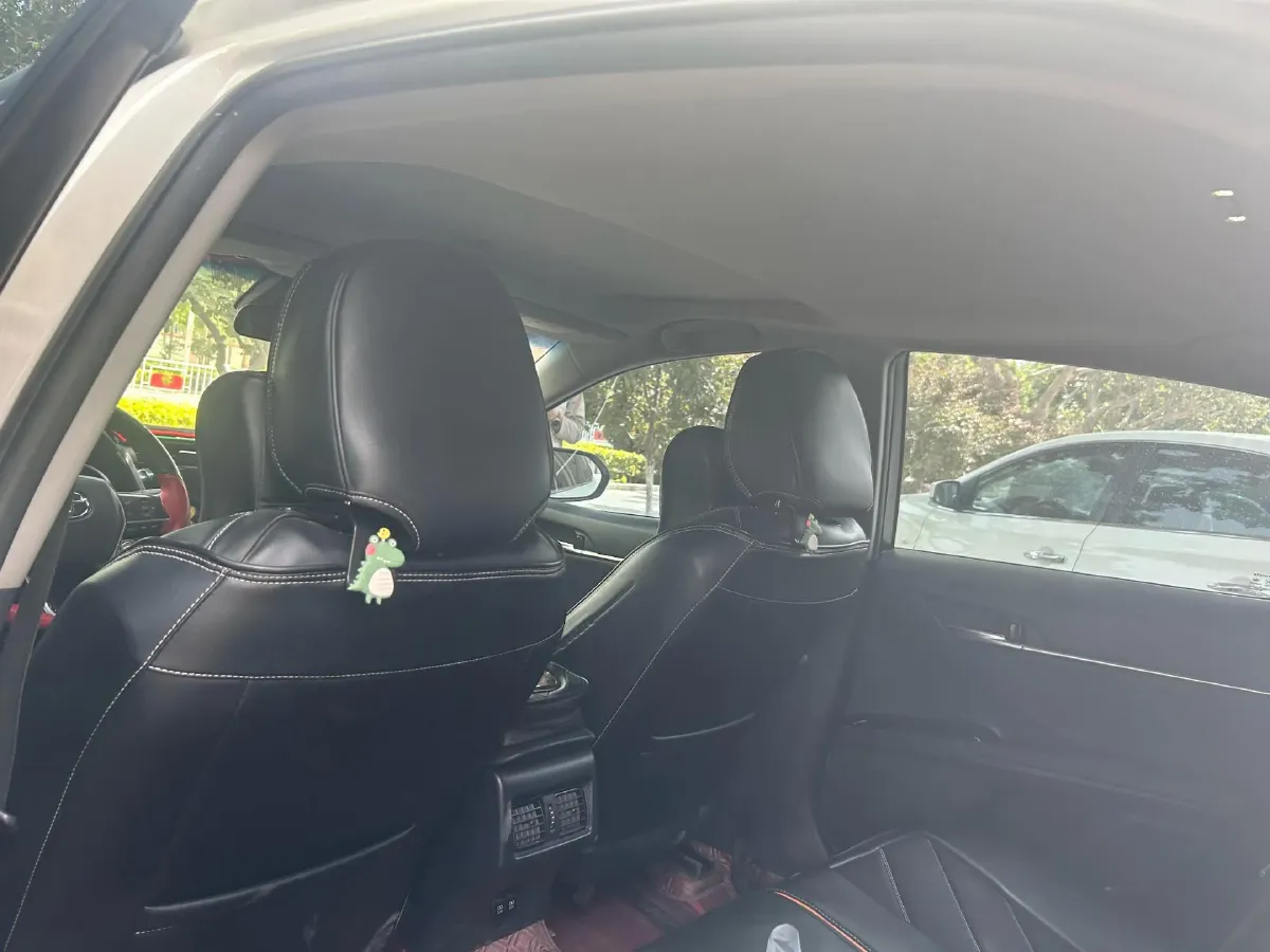 2018 Toyota Camry 2.0L 169HP L4 6AT,autocango,china used car exporter,china ev exporter,chinese used car exporter,chinese used ev exporter