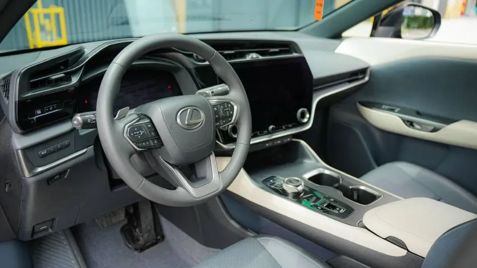 2023 Lexus RZ BEV 66KWH,autocango,china used car exporter,china ev exporter,chinese used car exporter,chinese used ev exporter