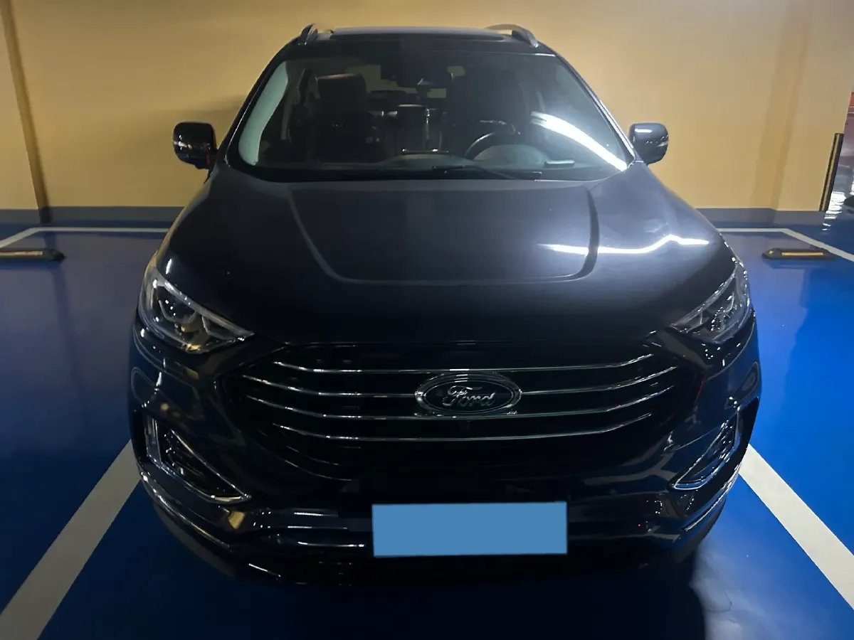 2020 Ford Edge 2.0T 245HP L4 8AT,autocango,china used car exporter,china ev exporter,chinese used car exporter,chinese used ev exporter