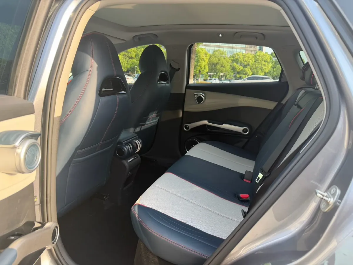2022 Foton Grand General G7 2.0T 238HP L4 8AT,autocango,china used car exporter,china ev exporter,chinese used car exporter,chinese used ev exporter