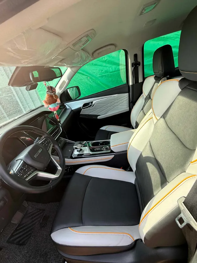 2021 Isuzu D-MAX 1.9T 163HP L4 6AT,autocango,china used car exporter,china ev exporter,chinese used car exporter,chinese used ev exporter