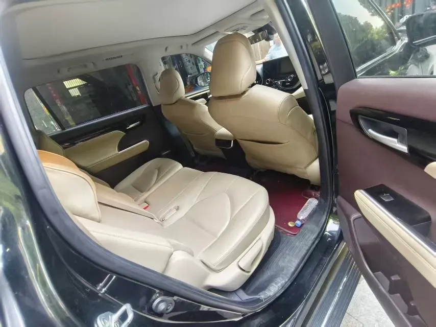 2022 Toyota Highlander 2.5L 192HP L4 E-CVT Hybrid,autocango,china used car exporter,china ev exporter,chinese used car exporter,chinese used ev exporter
