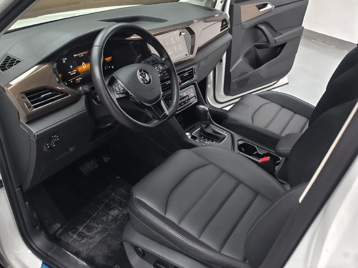 2022 Ford Transit 2.0T 202HP L4 6AT,autocango,china used car exporter,china ev exporter,chinese used car exporter,chinese used ev exporter