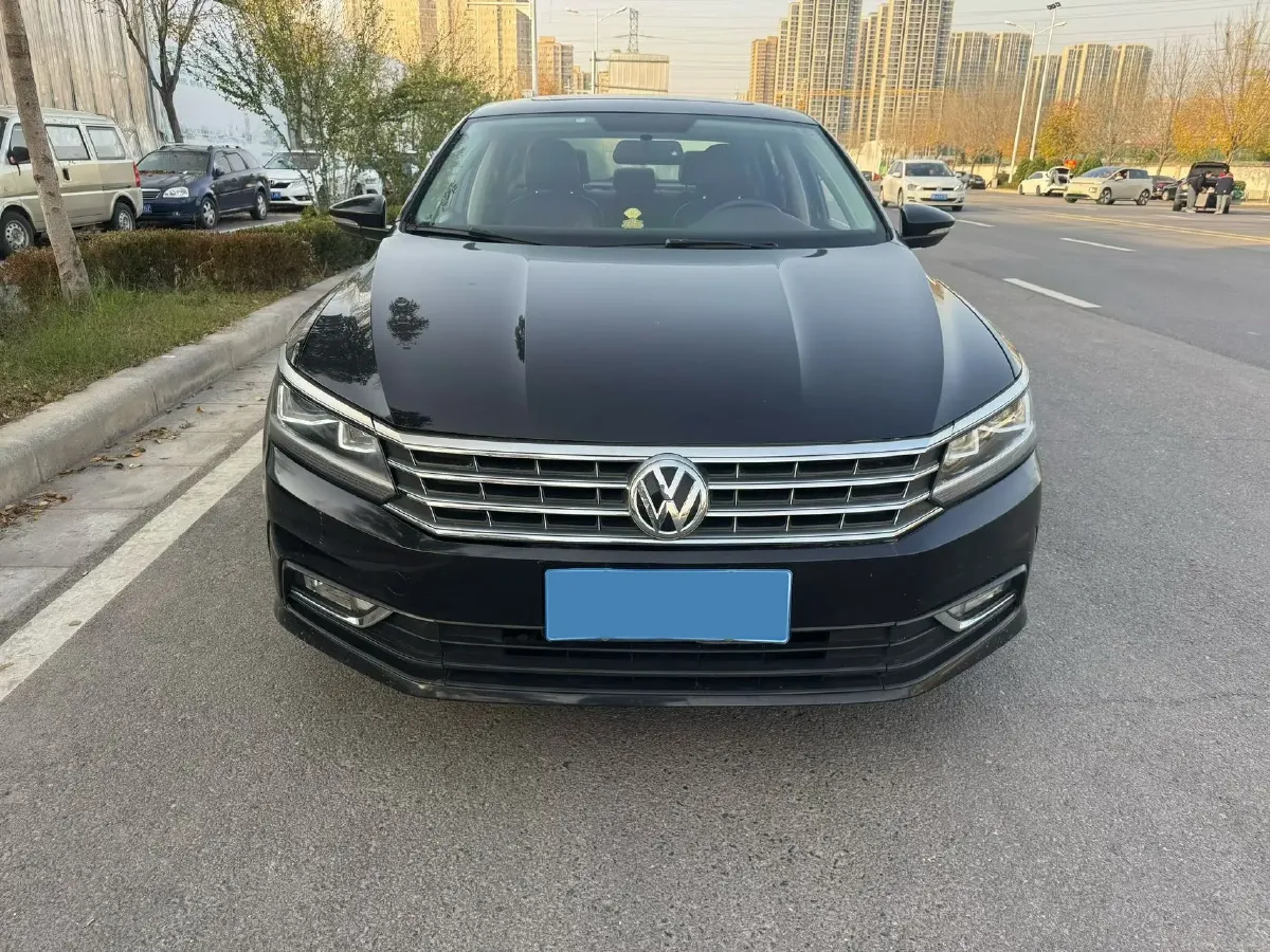 2015 Volkswagen Passat 1.8T 160HP L4 6AT,autocango,china used car exporter,china ev exporter,chinese used car exporter,chinese used ev exporter