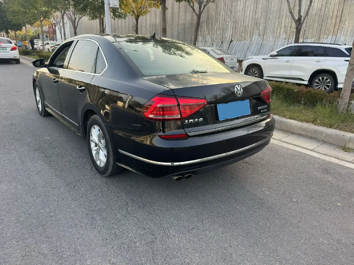 2015 Volkswagen Passat 1.8T 160HP L4 6AT,autocango,china used car exporter,china ev exporter,chinese used car exporter,chinese used ev exporter