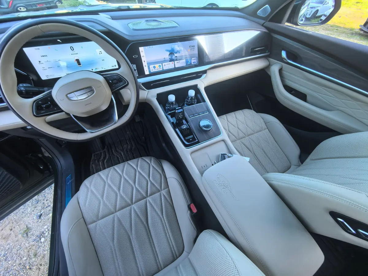 2025 Geely Monjaro 2.0T 238HP L4 8AT,autocango,china used car exporter,china ev exporter,chinese used car exporter,chinese used ev exporter