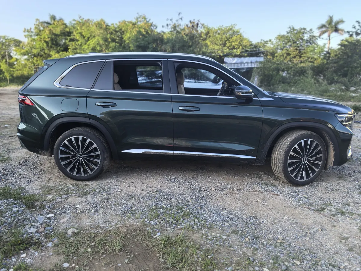 2025 Geely Monjaro 2.0T 238HP L4 8AT,autocango,china used car exporter,china ev exporter,chinese used car exporter,chinese used ev exporter
