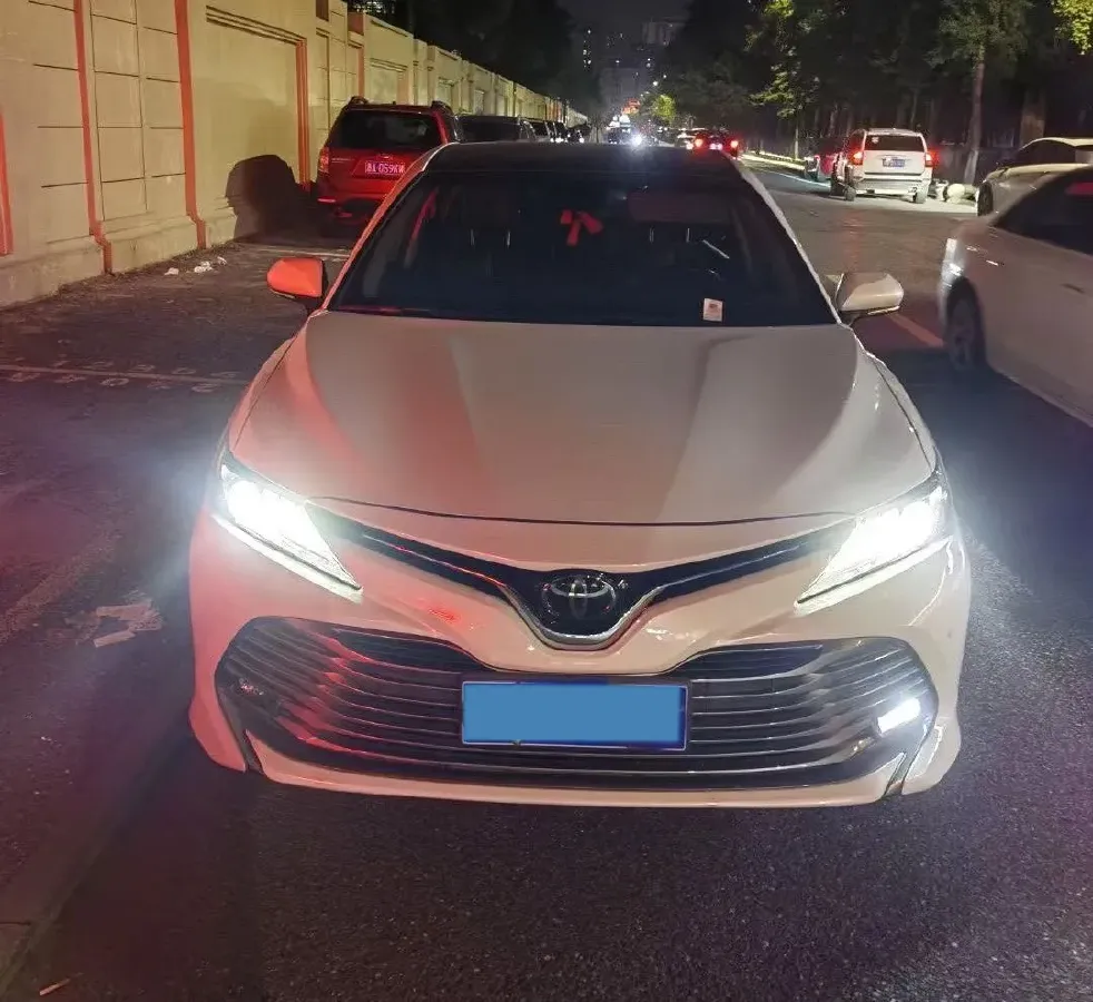 2019 Toyota Camry 2.5L 209HP L4 8AT,autocango,china used car exporter,china ev exporter,chinese used car exporter,chinese used ev exporter