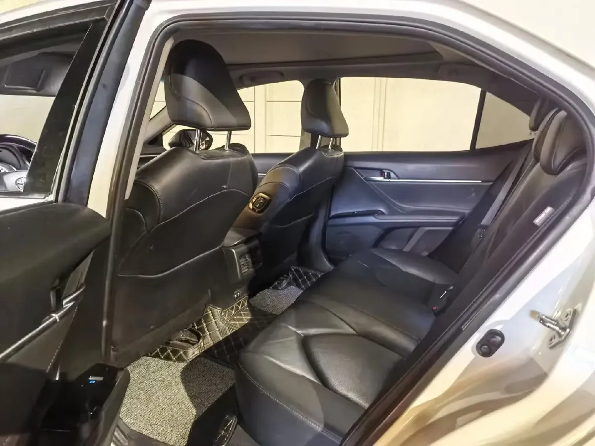 2019 Toyota Camry 2.5L 209HP L4 8AT,autocango,china used car exporter,china ev exporter,chinese used car exporter,chinese used ev exporter