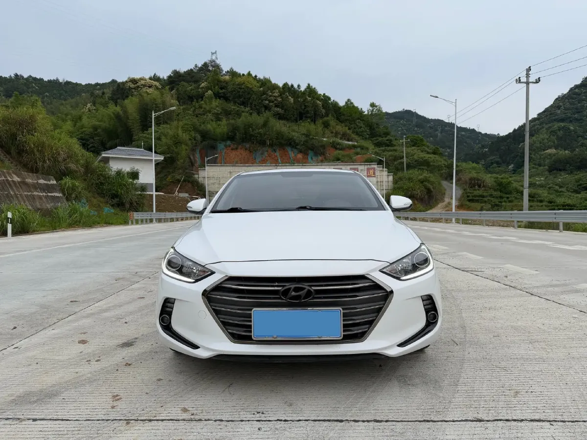 2016 Hyundai Elantra 1.6L 130HP L4 6AT,autocango,china used car exporter,china ev exporter,chinese used car exporter,chinese used ev exporter