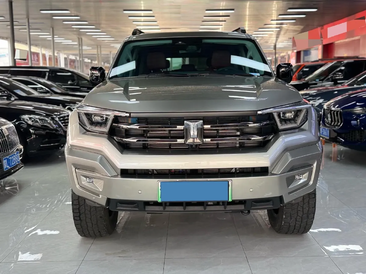 2024 Tank 400 2.0T 252HP L4 9AT PHEV 36.7/37.1KWH,autocango,china used car exporter,china ev exporter,chinese used car exporter,chinese used ev exporter