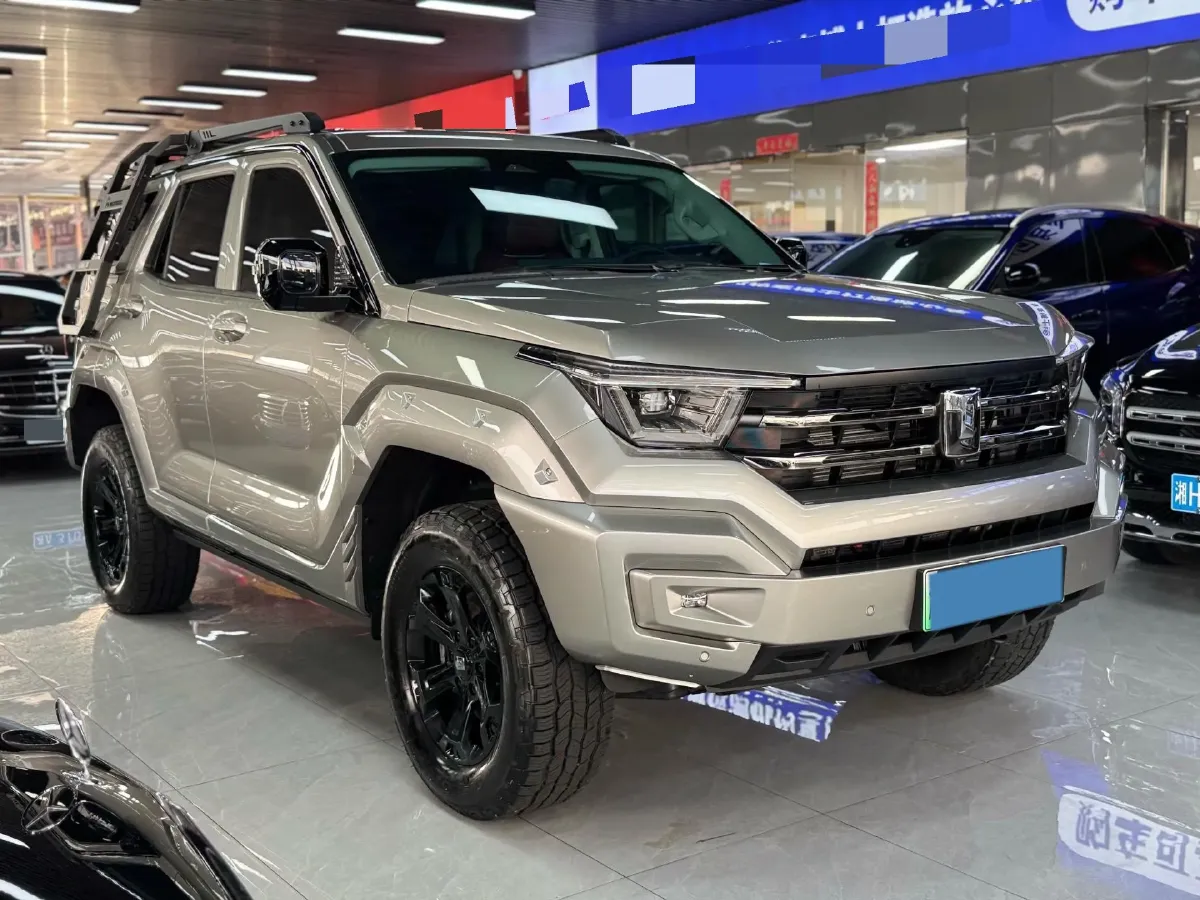 2024 Tank 400 2.0T 252HP L4 9AT PHEV 36.7/37.1KWH,autocango,china used car exporter,china ev exporter,chinese used car exporter,chinese used ev exporter