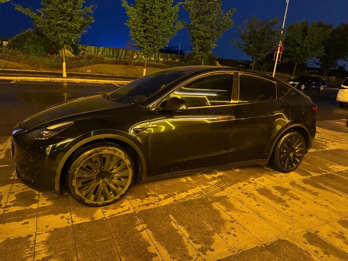 2022 Tesla Model Y BEV 60KWH,autocango,china used car exporter,china ev exporter,chinese used car exporter,chinese used ev exporter
