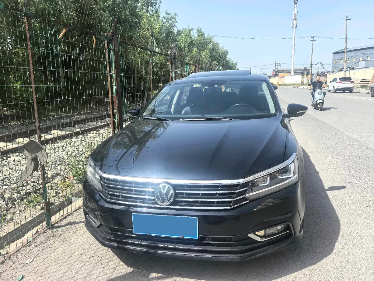 2017 Volkswagen Passat 1.8T 180HP L4 7DCT,autocango,china used car exporter,china ev exporter,chinese used car exporter,chinese used ev exporter