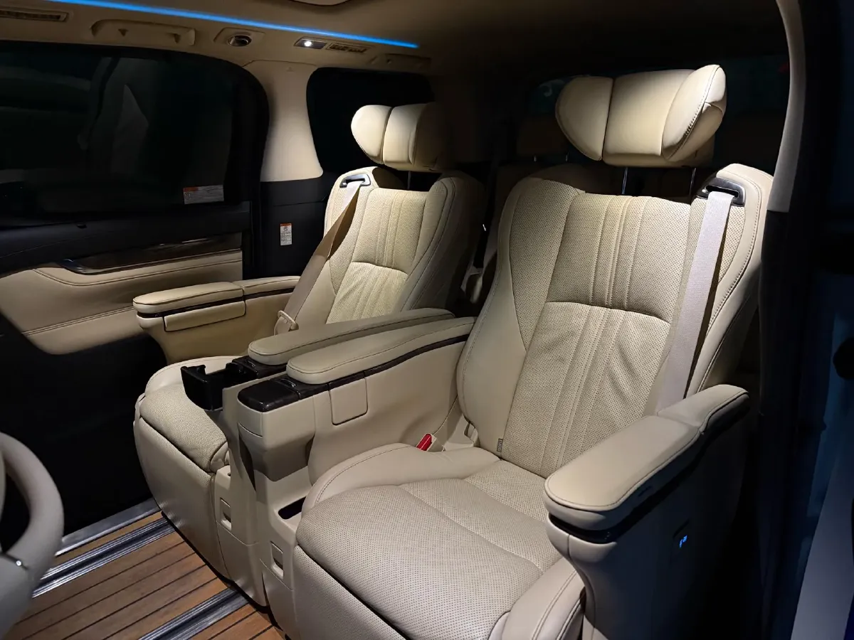 2021 Toyota Vellfire 2.5L 117HP L4 E-CVT Hybrid,autocango,china used car exporter,china ev exporter,chinese used car exporter,chinese used ev exporter