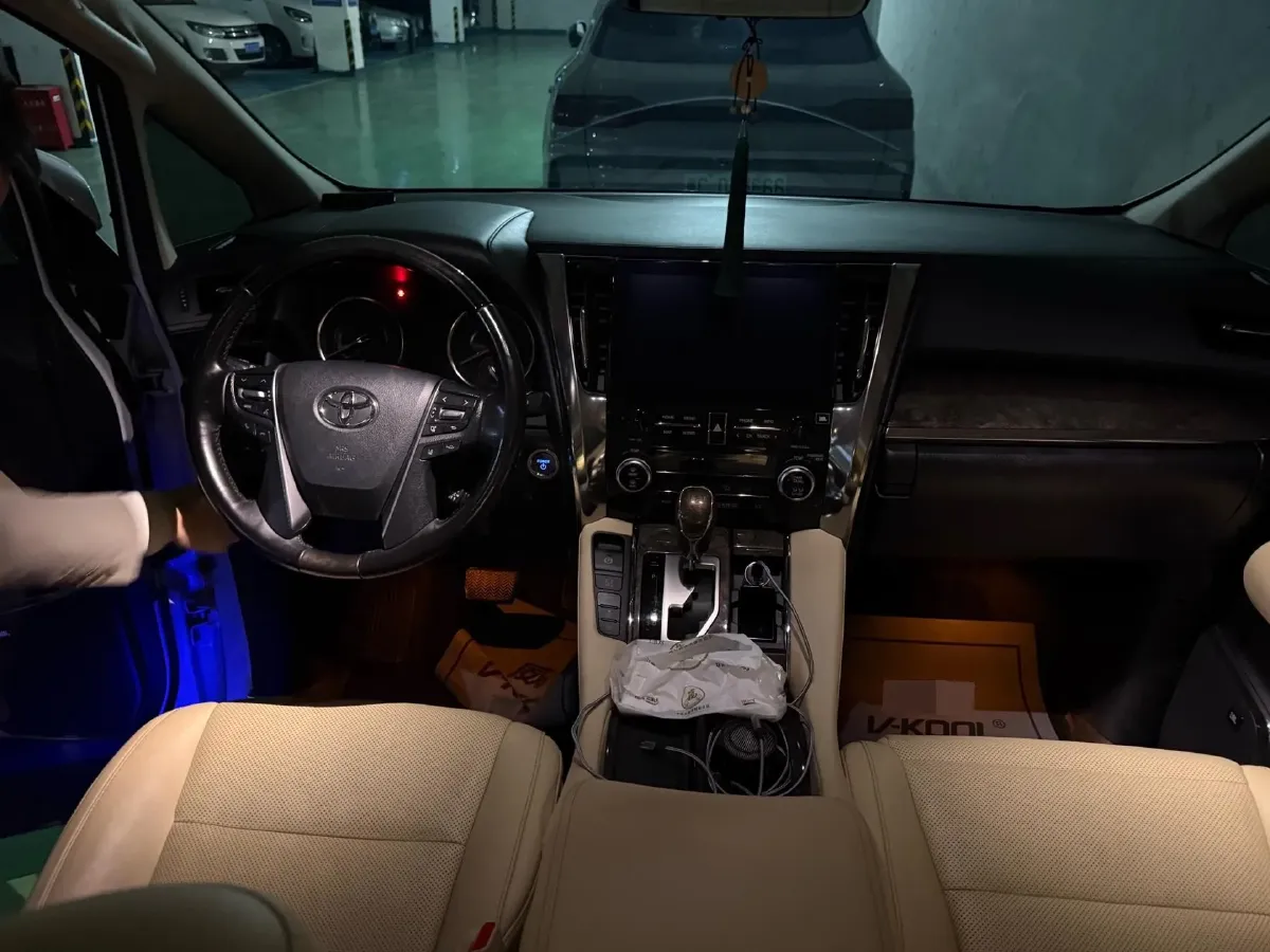 2021 Toyota Vellfire 2.5L 117HP L4 E-CVT Hybrid,autocango,china used car exporter,china ev exporter,chinese used car exporter,chinese used ev exporter