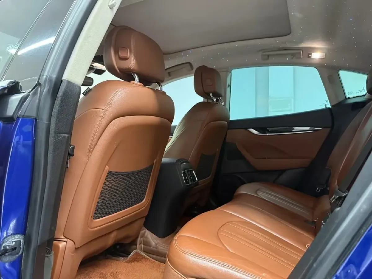2018 Jaguar XJ 3.0T 340HP V6 8AT,autocango,china used car exporter,china ev exporter,chinese used car exporter,chinese used ev exporter