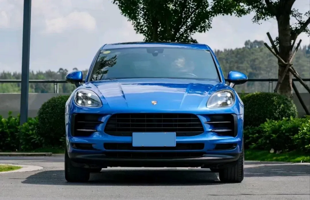 2018 Porsche Macan 2.0T 252HP L4 7DCT,autocango,china used car exporter,china ev exporter,chinese used car exporter,chinese used ev exporter