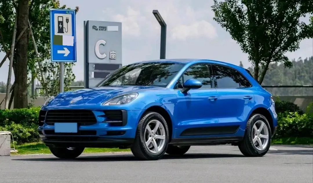 2018 Porsche Macan 2.0T 252HP L4 7DCT,autocango,china used car exporter,china ev exporter,chinese used car exporter,chinese used ev exporter