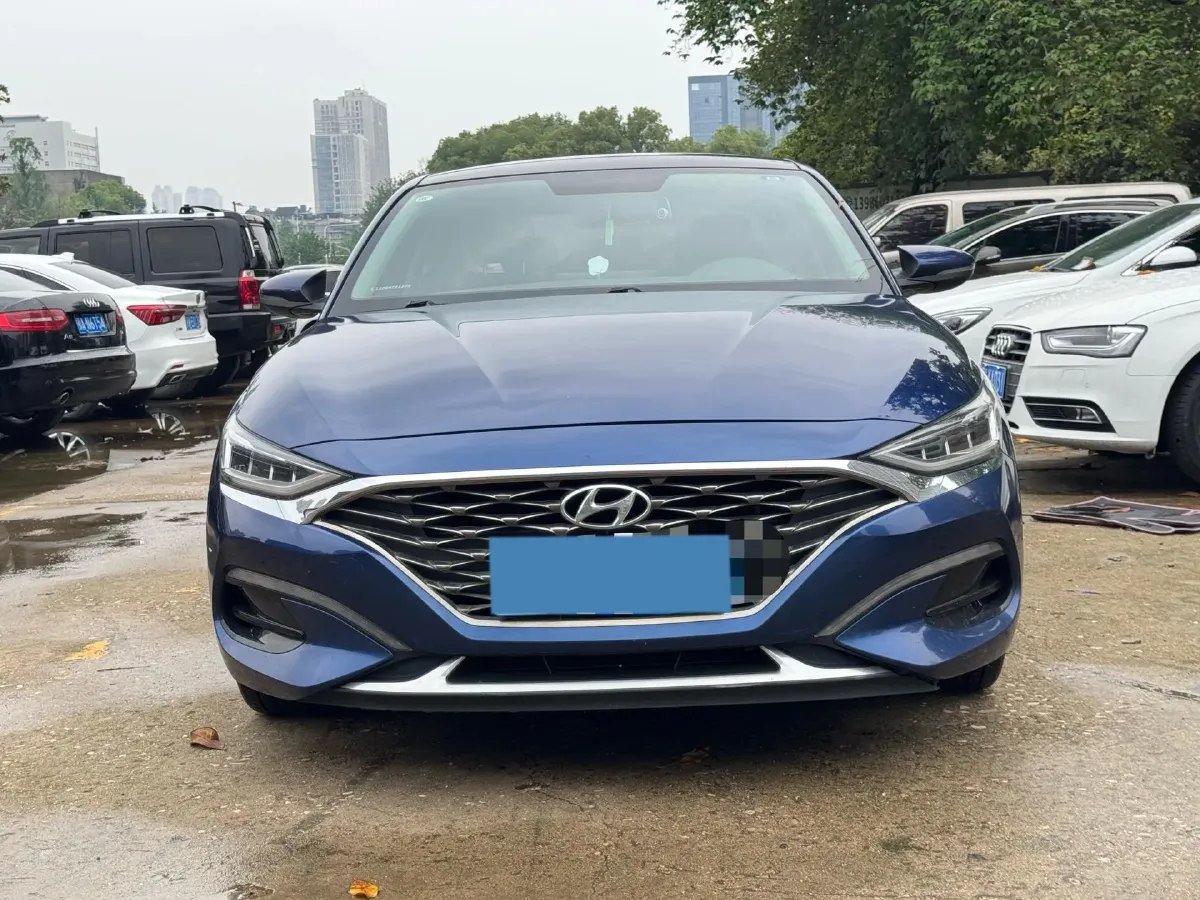 2019 Hyundai La Festa 1.6T 204HP L4 7DCT,autocango,china used car exporter,china ev exporter,chinese used car exporter,chinese used ev exporter