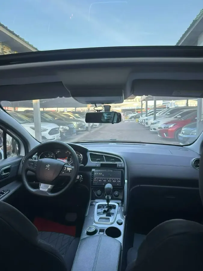 2019 Peugeot 3008 1.6T 167HP L4 6AT,autocango,china used car exporter,china ev exporter,chinese used car exporter,chinese used ev exporter