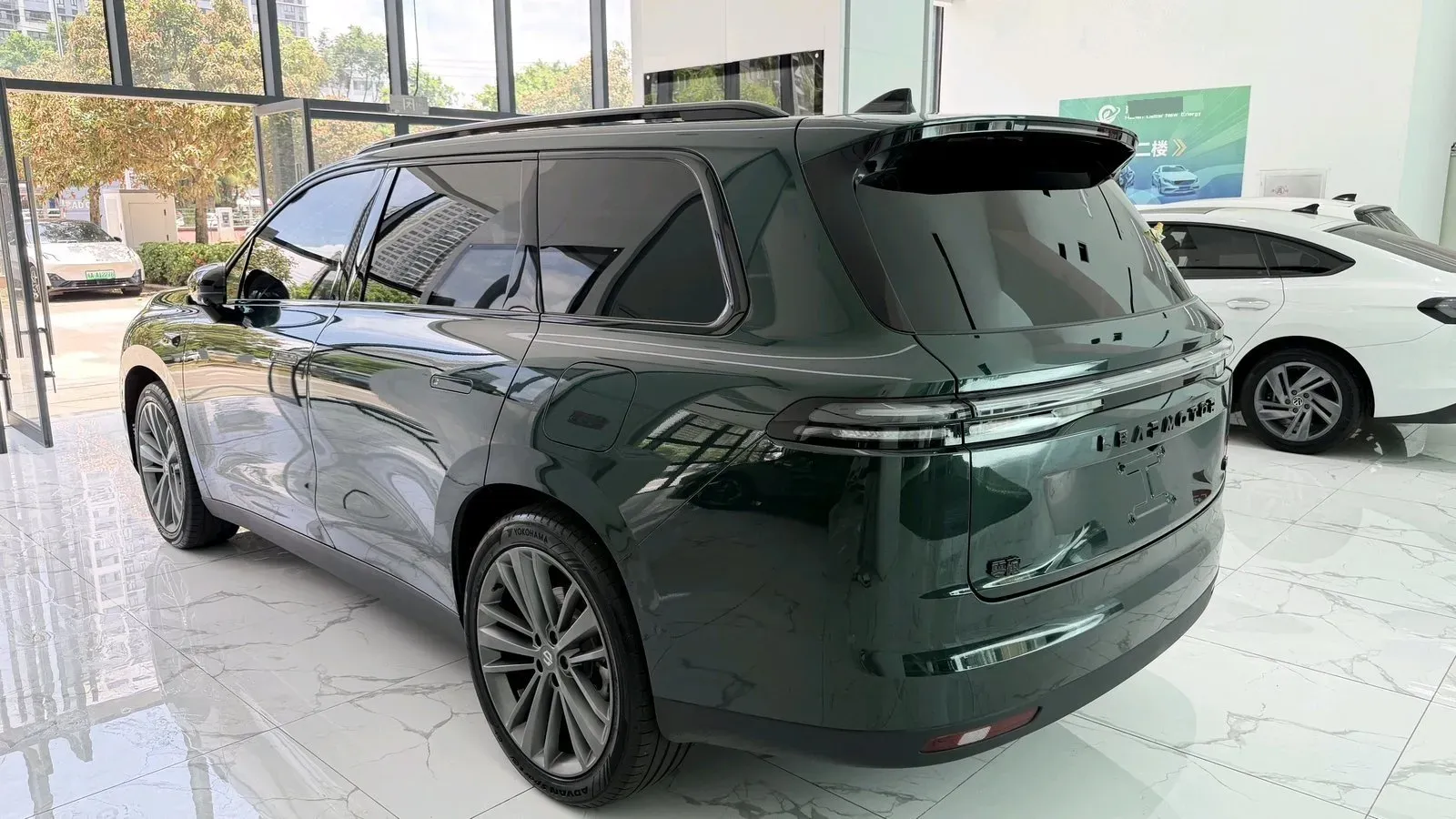 2024 Leapmotor C16 BEV 67.7KWH,autocango,china used car exporter,china ev exporter,chinese used car exporter,chinese used ev exporter