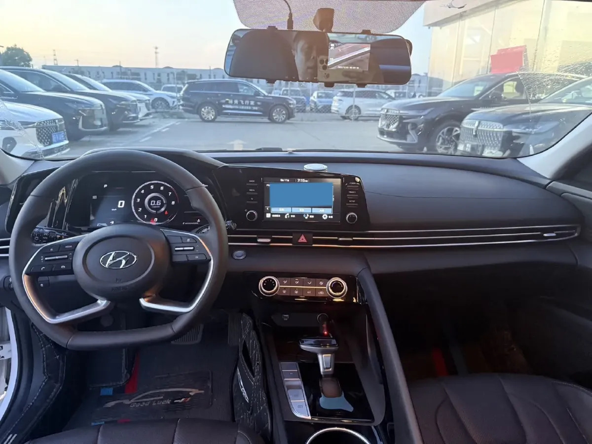 2023 Hyundai Elantra 1.5L 115HP L4 CVT,autocango,china used car exporter,china ev exporter,chinese used car exporter,chinese used ev exporter