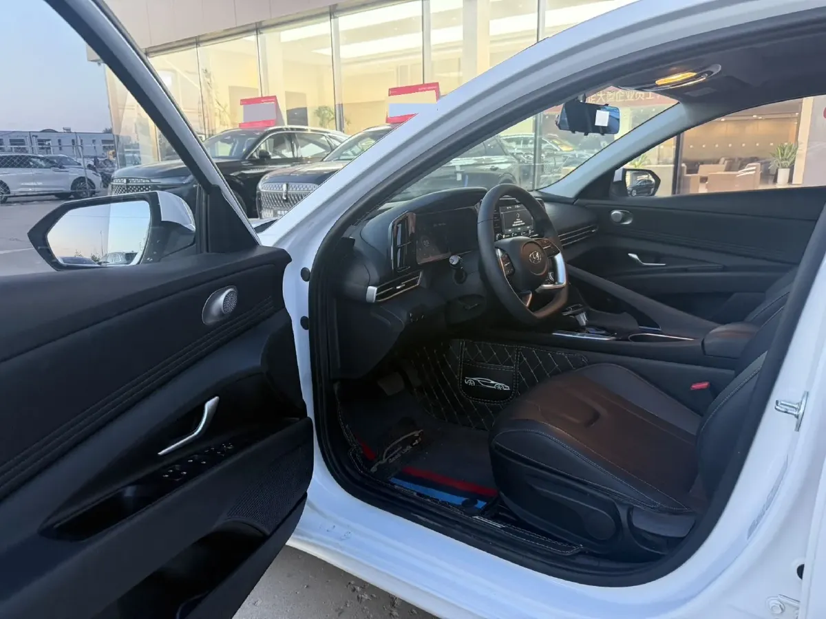 2023 Hyundai Elantra 1.5L 115HP L4 CVT,autocango,china used car exporter,china ev exporter,chinese used car exporter,chinese used ev exporter