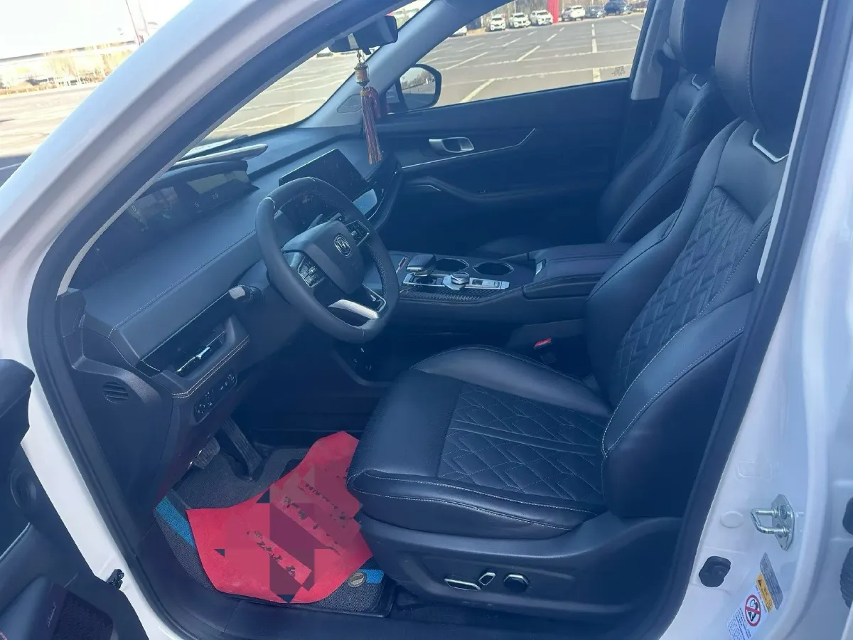 2022 Bestune T99 2.0T 224HP L4 6AT,autocango,china used car exporter,china ev exporter,chinese used car exporter,chinese used ev exporter