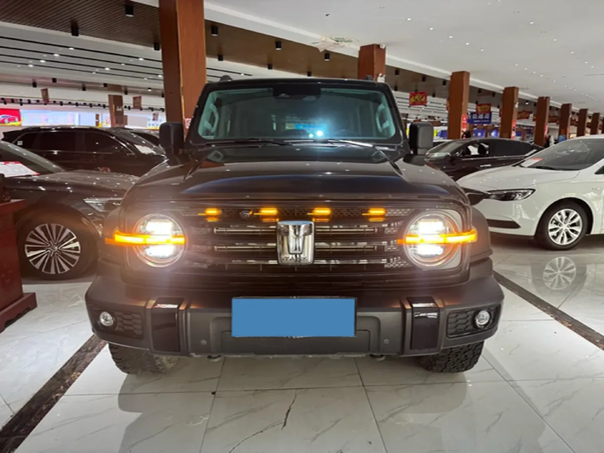 2023 Tank 300 2.0T 227HP L4 8AT,autocango,china used car exporter,china ev exporter,chinese used car exporter,chinese used ev exporter